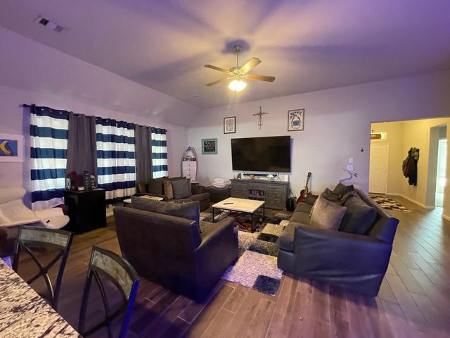 14007 S River Drive, Baytown, TX 77523