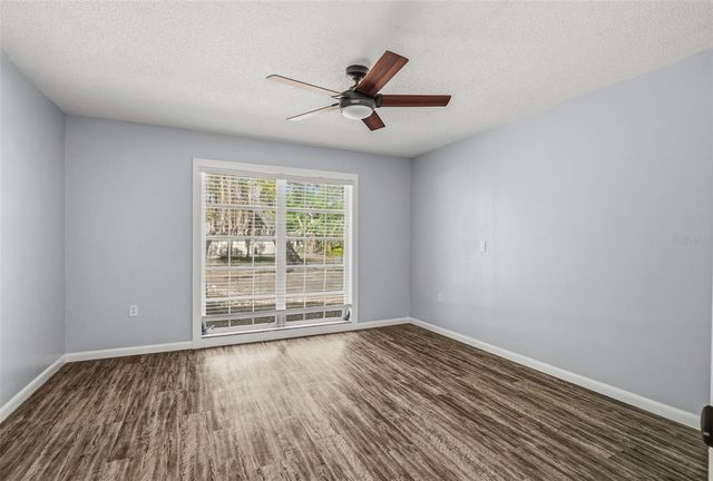2749 GREENDALE DRIVE, Sarasota, FL 34232