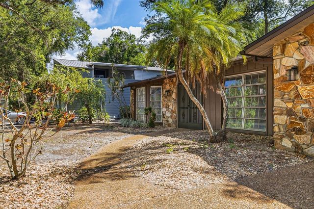 2749 GREENDALE DRIVE, Sarasota, FL 34232