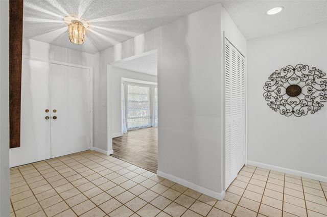 2749 GREENDALE DRIVE, Sarasota, FL 34232
