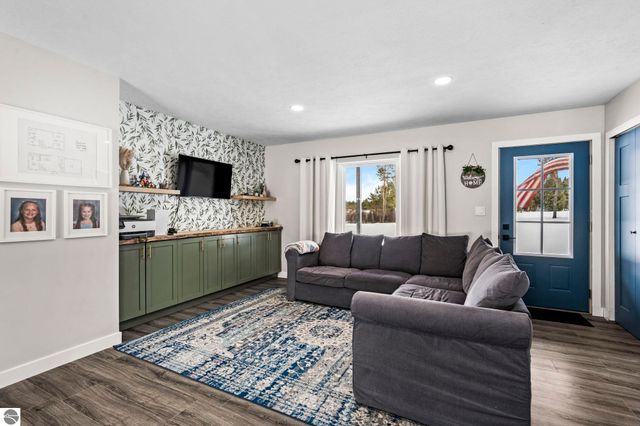 1397 SE Riley Road, Kalkaska, MI 49646