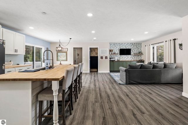 1397 SE Riley Road, Kalkaska, MI 49646