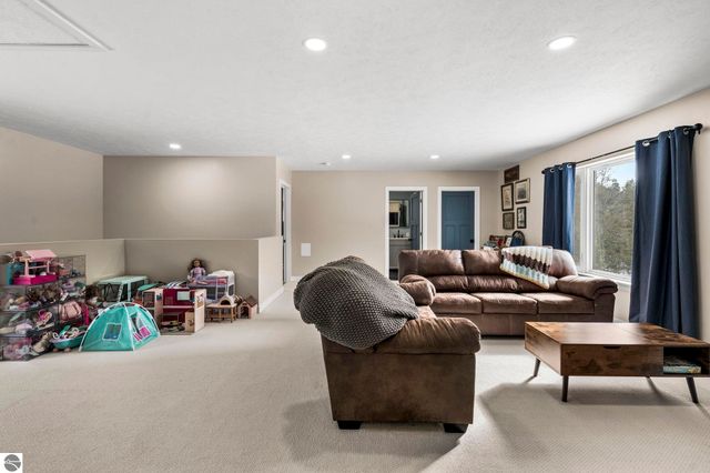 1397 SE Riley Road, Kalkaska, MI 49646