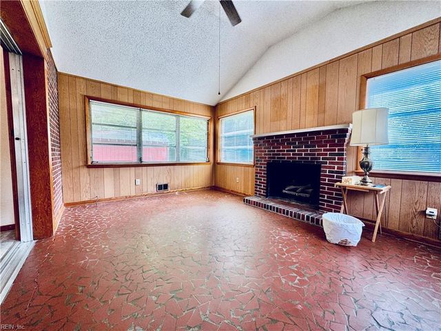 1504 Chestnut AVE, Chesapeake, VA 23325