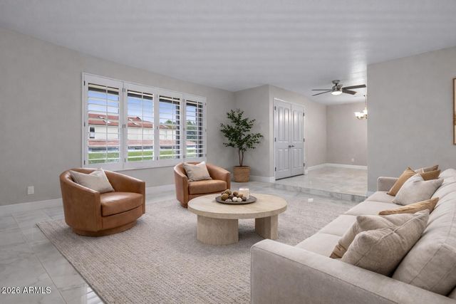 3001 W YUCCA Street, Phoenix, AZ 85029