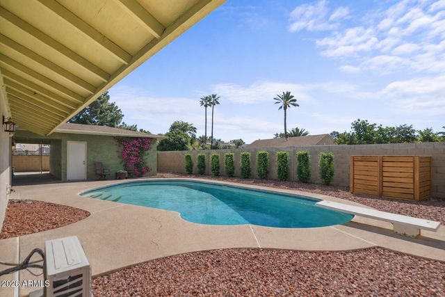 3001 W YUCCA Street, Phoenix, AZ 85029