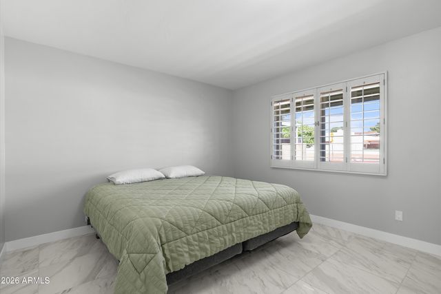 3001 W YUCCA Street, Phoenix, AZ 85029