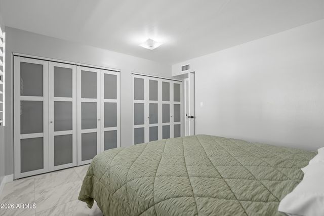 3001 W YUCCA Street, Phoenix, AZ 85029