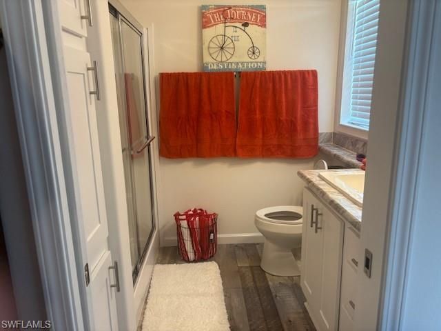 302 Shoreland DR, Fort Myers, FL 33905