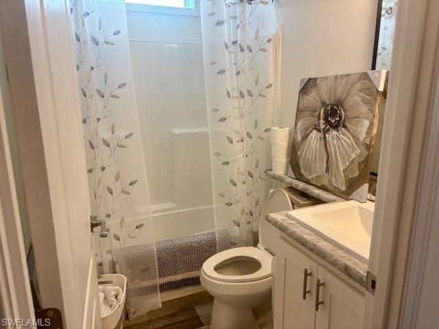 302 Shoreland DR, Fort Myers, FL 33905