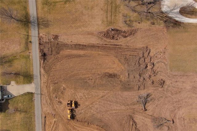 2104 Limit Street, Leavenworth, KS 66048