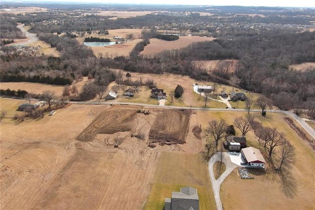 2104 Limit Street, Leavenworth, KS 66048