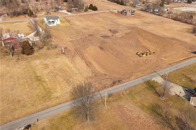 2104 Limit Street, Leavenworth, KS 66048