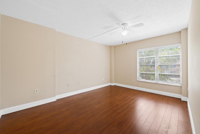 4156 Inverrary Drive 210, Lauderhill, FL 33319