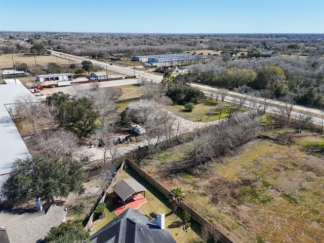 8879 Bailey Road, Pearland, TX 77578