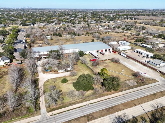 8879 Bailey Road, Pearland, TX 77578