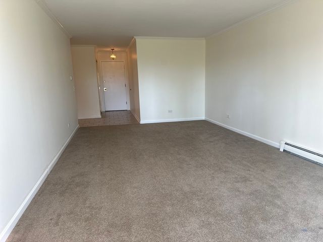 2331 Ogden Avenue 4, Downers Grove, IL 60515