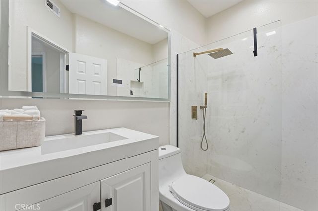 7697 Hazard Center, San Diego, CA 92108