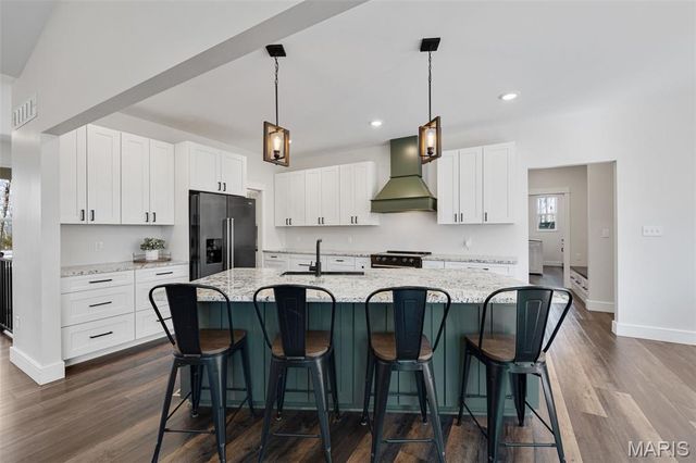 5601 Forest Drive, Hillsboro, MO 63050