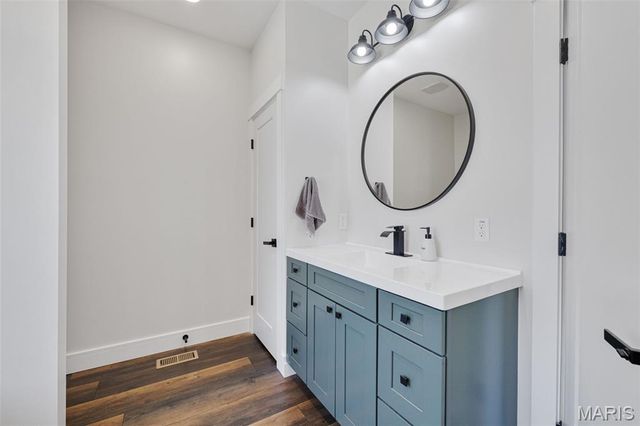 5601 Forest Drive, Hillsboro, MO 63050