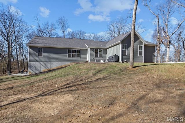 5601 Forest Drive, Hillsboro, MO 63050