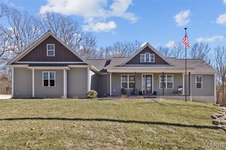 5601 Forest Drive, Hillsboro, MO 63050
