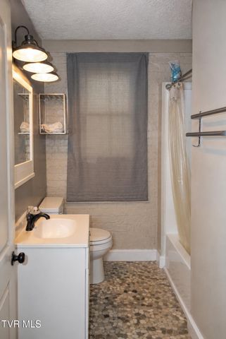 1528 East Sevier Avenue, Kingsport, TN 37664