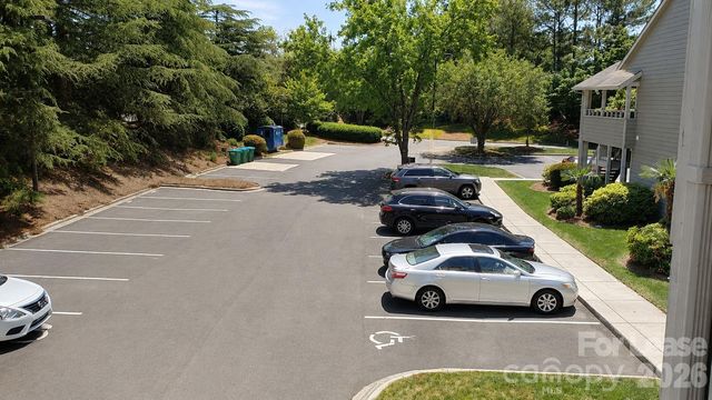 2557 Stockbridge Drive B, Charlotte, NC 28210