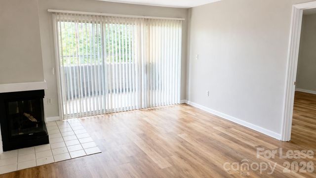 2557 Stockbridge Drive B, Charlotte, NC 28210