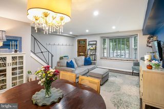 3818 KING ST, Alexandria, VA 22302