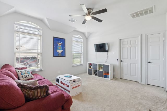 139 Las Colinas Trail, Cross Roads, TX 76227