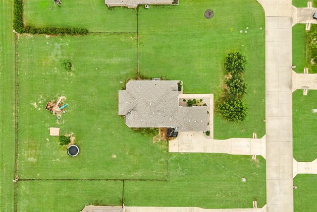 139 Las Colinas Trail, Cross Roads, TX 76227