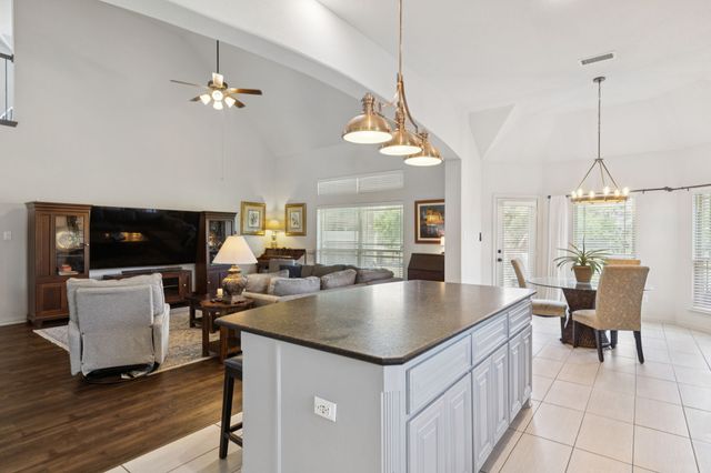 139 Las Colinas Trail, Cross Roads, TX 76227