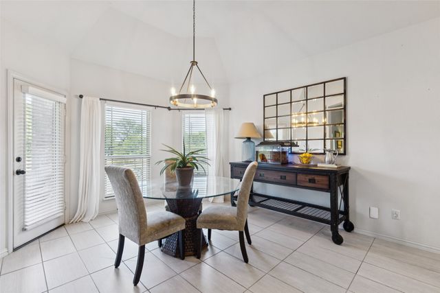 139 Las Colinas Trail, Cross Roads, TX 76227