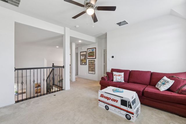 139 Las Colinas Trail, Cross Roads, TX 76227