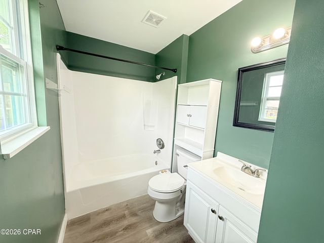 175 N Berthe Avenue, Panama City, FL 32404