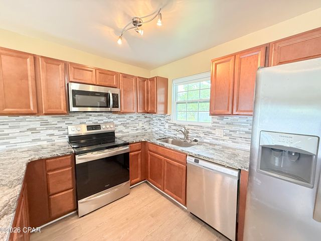 175 N Berthe Avenue, Panama City, FL 32404