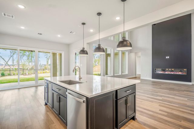 1715 Cathedral Bend Drive, Missouri City, TX 77459