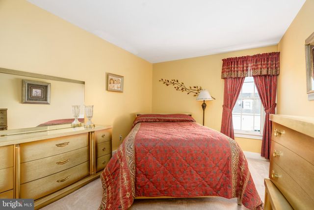 56 SUNNYBROOK DR, Elkton, MD 21921