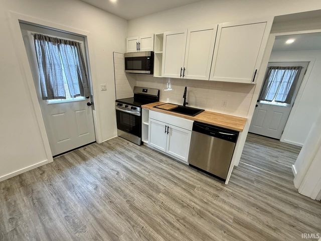 1061 E 600 S, Fort Branch, IN 47648