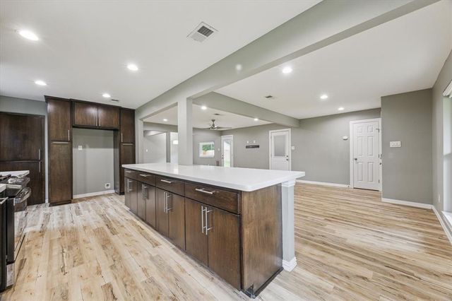 2804 Neches River Drive, Pearland, TX 77584