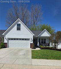 814 Nelsons Ridge Drive, Howell, MI 48843