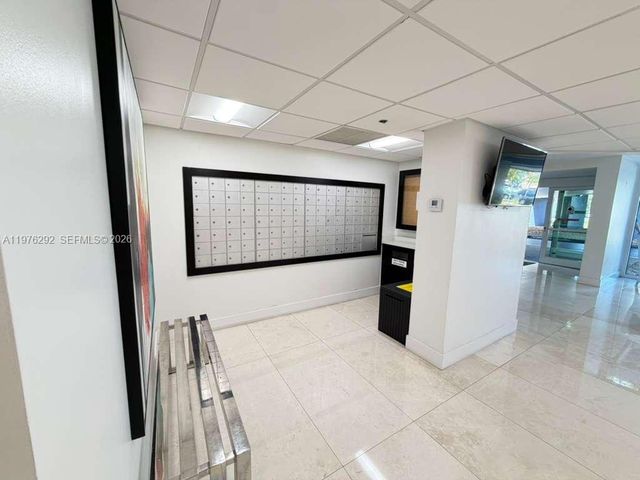 919 Hillcrest Dr 314, Hollywood, FL 33021