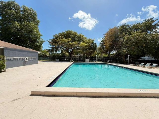 919 Hillcrest Dr 314, Hollywood, FL 33021