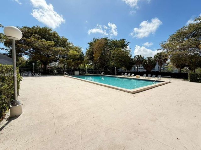 919 Hillcrest Dr 314, Hollywood, FL 33021