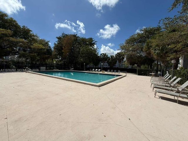 919 Hillcrest Dr 314, Hollywood, FL 33021