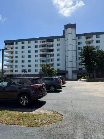 919 Hillcrest Dr 314, Hollywood, FL 33021