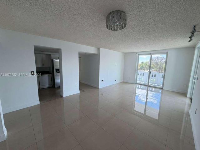 919 Hillcrest Dr 314, Hollywood, FL 33021