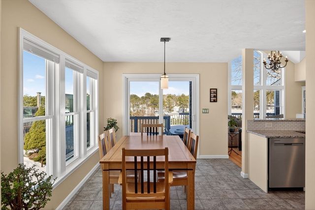 12 Prower Lndg 12, Plymouth, MA 02360