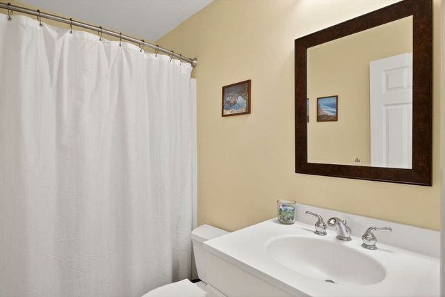 12 Prower Lndg 12, Plymouth, MA 02360